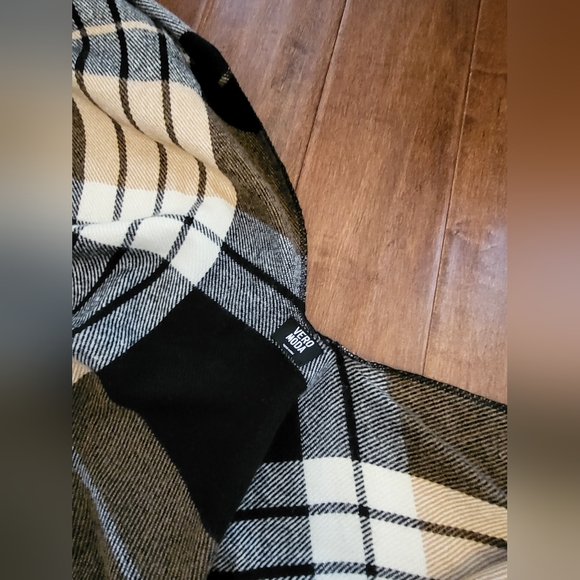 Vero Moda Blanket Scarf - Picture 3 of 5